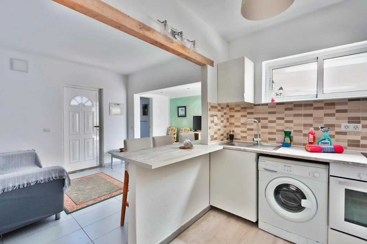 Famara - Casa Marosenia Apartment Guime